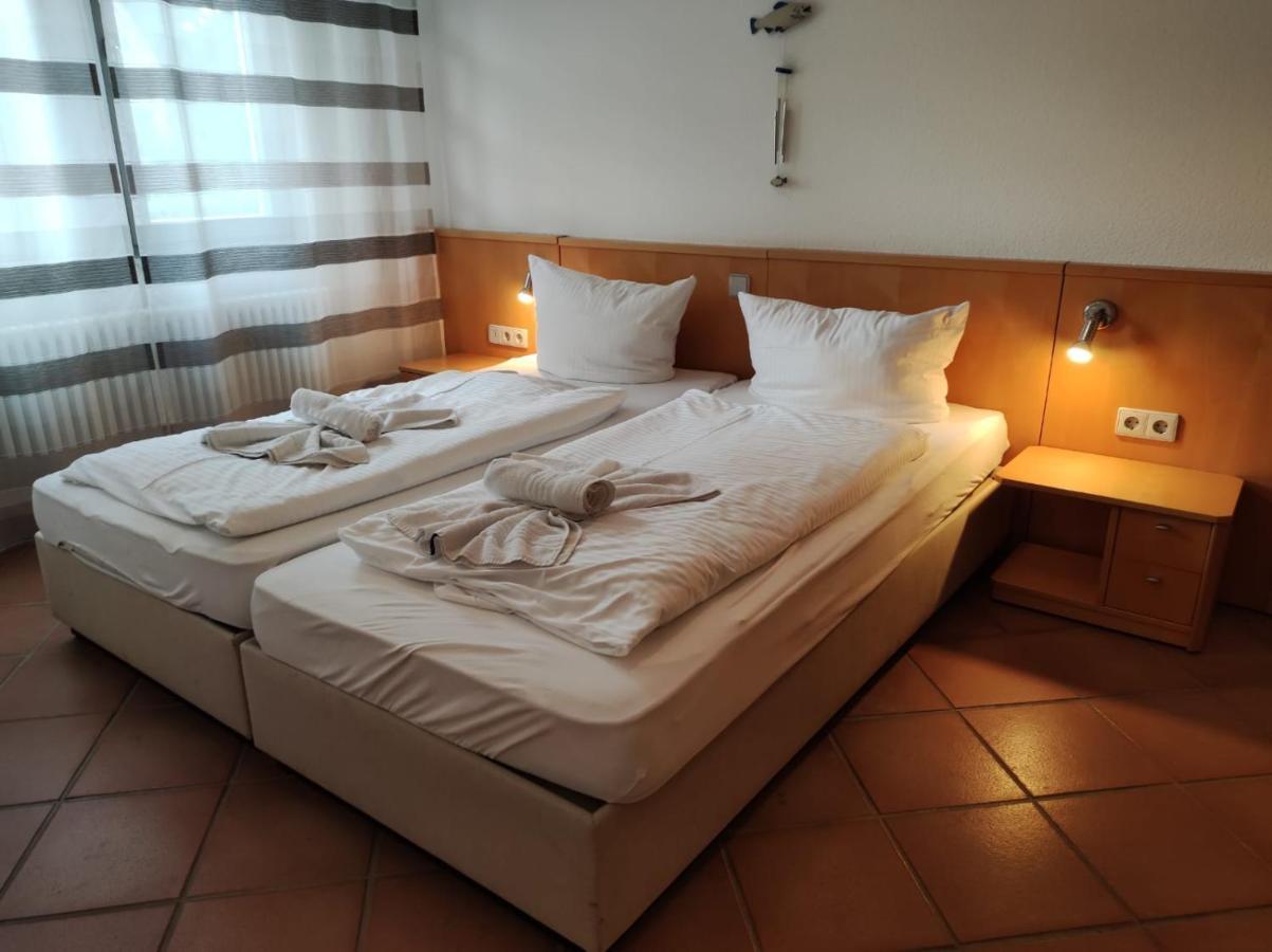 Apartment Biber Mit Terrasse Dewichow Bagian luar foto